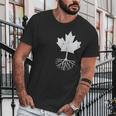 Canadian Roots Maple Leaf Canada Flag Design For Canadiens Men T-Shirt