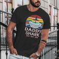 Daddy Shark For Dad Men T-Shirt