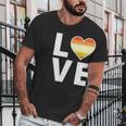 Lgbtq Butch Lesbian Flag Heart Cute Gift Lgbtqia Love Butch Lesbian Gift Men T-Shirt