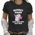 Mommy Shark Doo Doo Funny Gift Idea Women T-Shirt