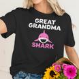 Great Grandma Shark Cute Grandmother Grandparent Gift Women T-Shirt Gifts for Her