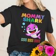 Mommy Shark Doo Doo Funny Kids Women T-Shirt Gifts for Her