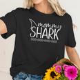 Mommy Shark Doo Doo Mom Gift Mothers Day Women T-Shirt Gifts for Her