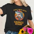 Vintage Dont Mess With Grandma Shark Gammie Gifts Women T-Shirt Gifts for Her