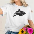 Daddy Shark Mommy Shark Dad Birthday Gifts Women T-Shirt Gifts for Her