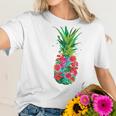 Pineapple Flowers Aloha Hawaii Vintage Hawaiian Women T-Shirt Gifts for Her