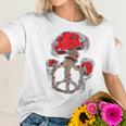 Trippy Magic Mushrooms Peace Sign 70S Women T-Shirt Gifts for Her