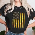 American Flag Honey Bee Honeycomb Beekeeper Beekeeping Women T-Shirt Gifts for Women