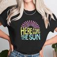 Here Comes The Sun Women Cute Sunshine Graphic Funny Letter Print Women T-Shirt Gifts for Women