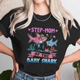 Step Mom Of The Baby Shark Women T-Shirt Gifts for Women