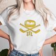 Vintage St Louis Missouri Skyline Style Hockey Retro Women T-Shirt Gifts for Women