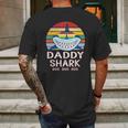 Daddy Shark For Dad Mens Back Print T-shirt Gifts for Men