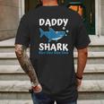 Fathers Day Daddy Shark Doo Doo Mens Back Print T-shirt Gifts for Men