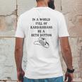 In A World Full Of Kardashians Be A Beth Dutton Vintage Mens Back Print T-shirt Funny Gifts