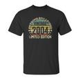 18 Years Old Legendary Retro Vintage Awesome Birthday 2004 Unisex T-Shirt