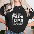 Ich Habe Zwei Titel Papa Amp Opa Und Ich Rocke Beide Unisex T-Shirt Gifts for Her