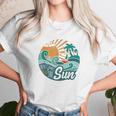 Here Comes The Sun Vintage Style Retro 60S Summer Gift Unisex T-Shirt Gifts for Her