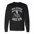 Cute Halloween Funny Halloween Day Social Distancing And Wearing A Mask In Pub Long Sleeve T-Shirt