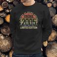 17 Years Old Gifts Vintage 2005 Limited Edition 17Th Birthday Sweatshirt Gifts for Him