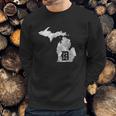 Detroit Michigan Motor City Midwest D Mitten Sweatshirt Gifts for Him